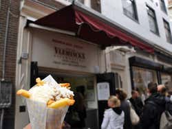 Piatto tipico di Amsterdam, le patatine fritte